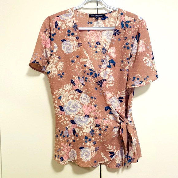 One clothing Wrap blouse medium size - Picture 3 of 5